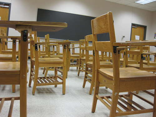 Photo: An empty classroom. (Courtesy alamosbasement)