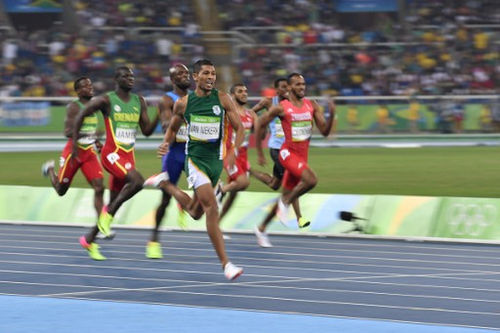 Photo: South Africa’s Wayde van Niekerk (far left) pulls away from the pack in the Men’s 400m Final at the Rio 2016 Olympic Games on 14 August 2016.  (Copyright Fabrice Coffrini/AFP 2016/Wired868)