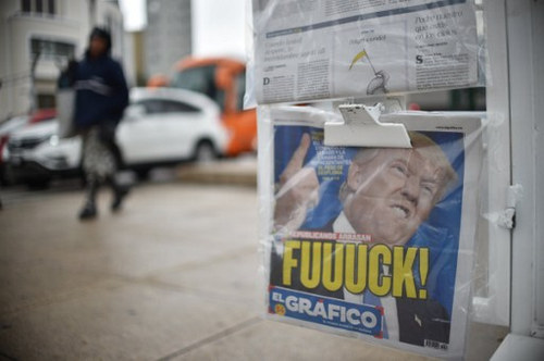 Photo: A Mexican newspaper reacts to the triumph of US presidential candidate Donald Trump on 9 November 2016 in Mexico City.  (Copyright AFP 2016/Yuri Cortez)