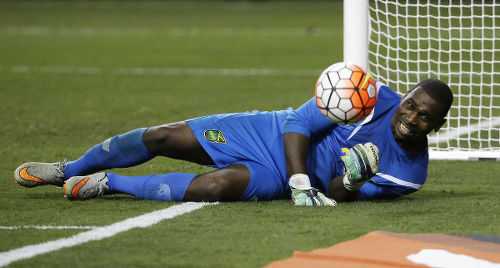 Photo: Jamaican goalkeeper Ryan Thompson grimaces after making a save for the Pittsburgh Riverhounds. Thompson will represent Central FC at the 2017 Caribbean Club Championships. (Copyright AP)