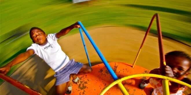 Dr Teelucksingh: It only takes a minute—how to help your children survive school holidays